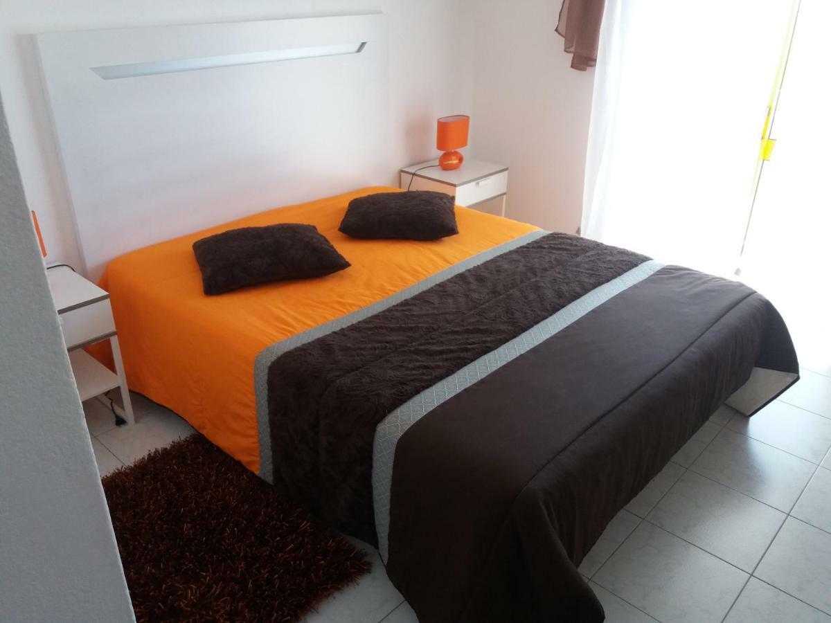 Beach View Apartment Portimao Exterior photo